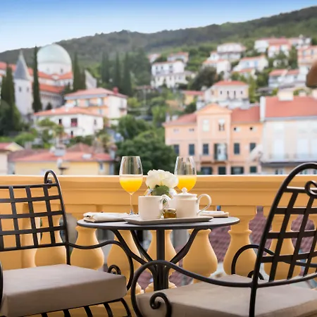 Palace Bellevue 4*