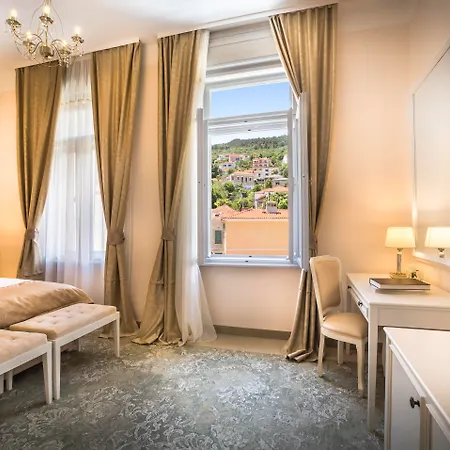 Palace Bellevue
