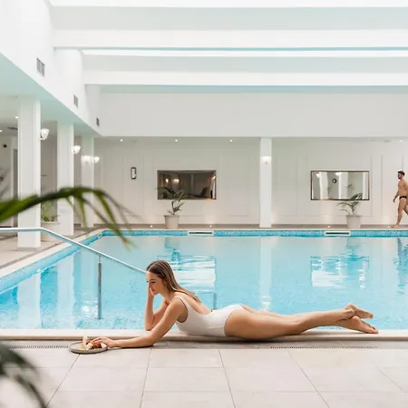 Hotel Palace Bellevue 4*