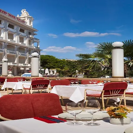 Palace Bellevue 4*