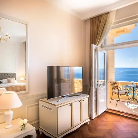 Palace Bellevue Hotel 4*