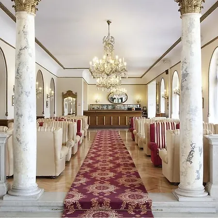 Palace Bellevue Hotel