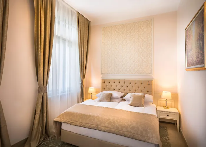 מלון Bellevue - By Liburnia & 4*