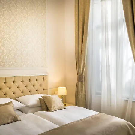 Bellevue - By Liburnia & Opatija