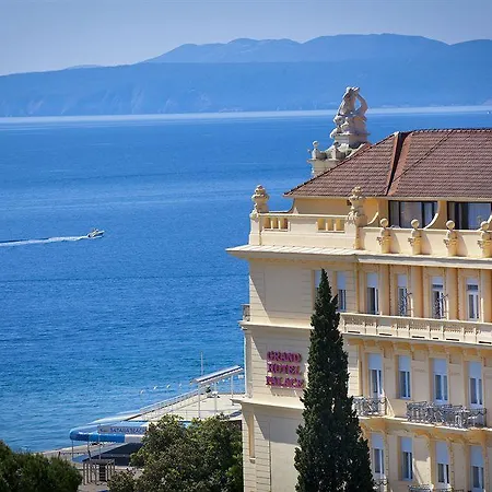 Ξενοδοχείο Palace Bellevue - Liburnia 4*
