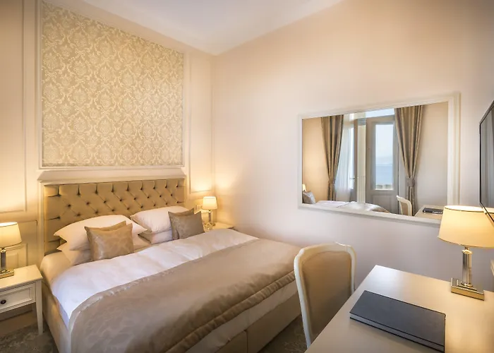 Szálloda Bellevue - By Liburnia & 4*