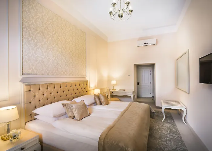 Bellevue - By Liburnia & 4* Abbázia