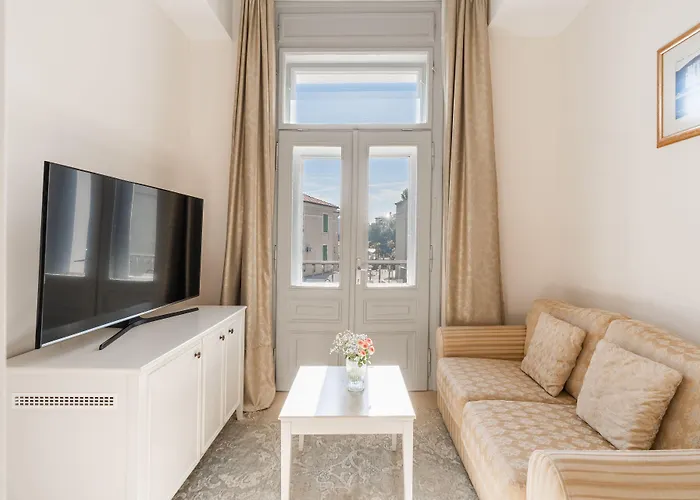 Szálloda Bellevue - By Liburnia & 4*